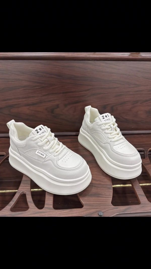 Sulinuo's fashionable and versatile shoes